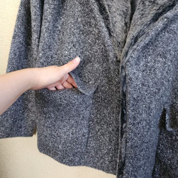 Mango Wool Trench Coat Winter Size 6 Gray Faux Fur Pockets Classic Mob Wife - Picture 6 of 12
